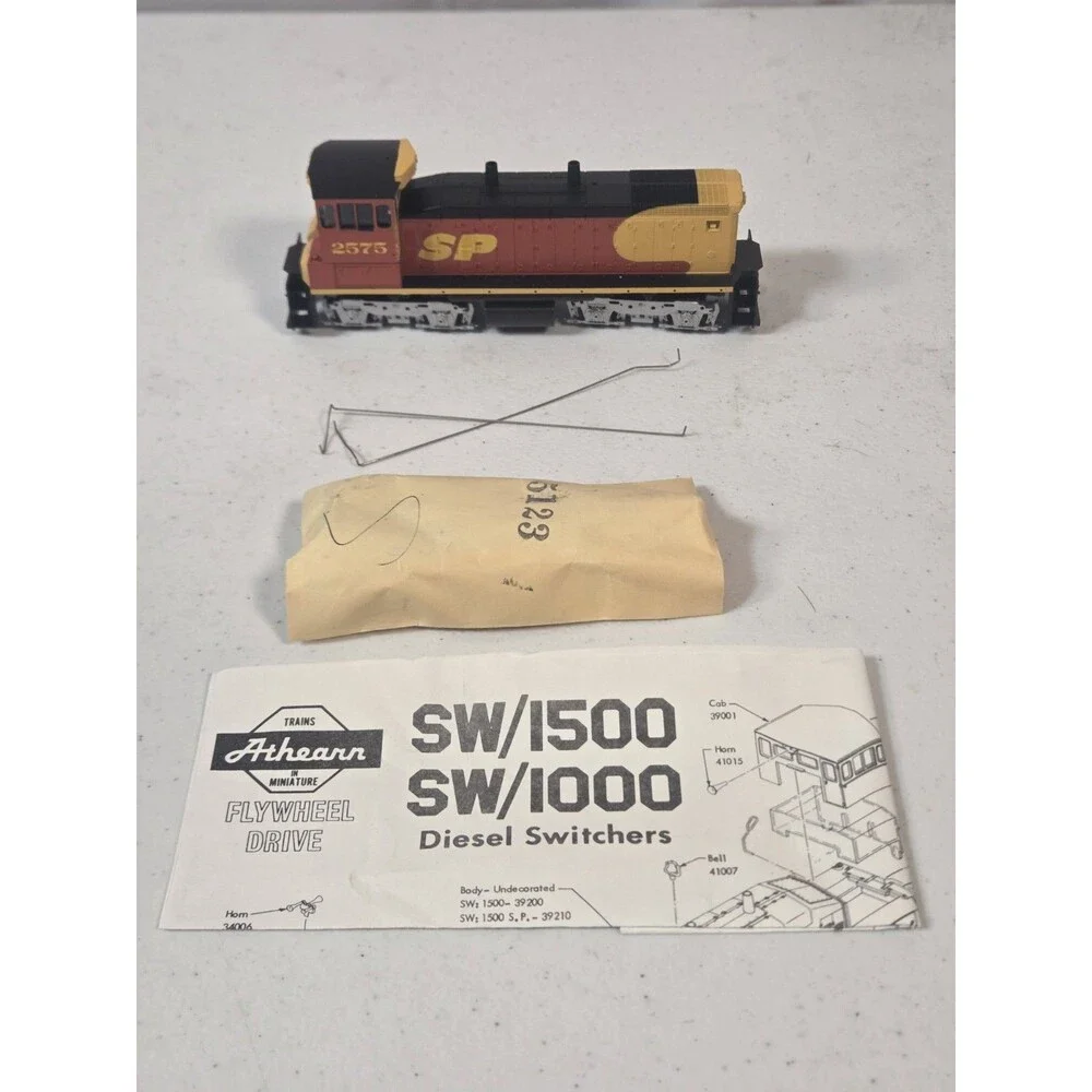 Athearn HO SW1500 SP #2575 Kodachrome Era SPSF‎ Colors NOS Blue Box